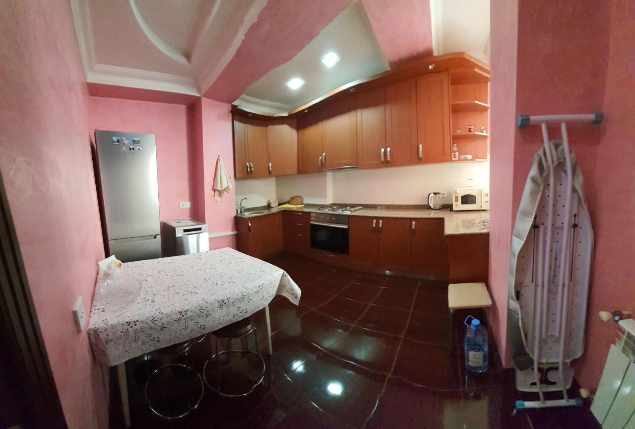 Appartments In Batumi Bagian luar foto